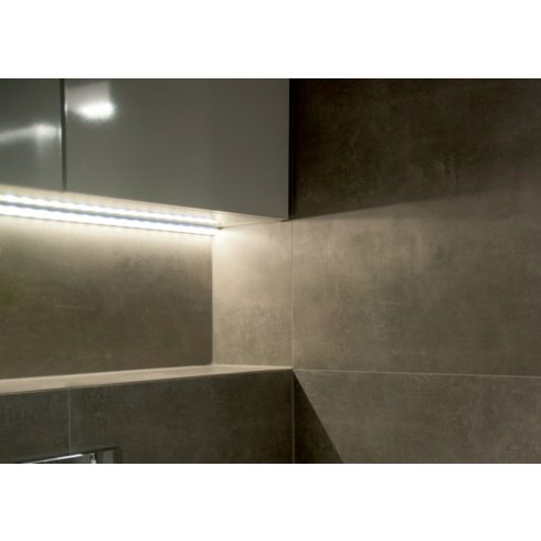 LED profil CORNER - króm