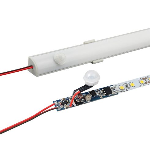LED profilba építhető szürkületérzékelő PIR kapcsolóval